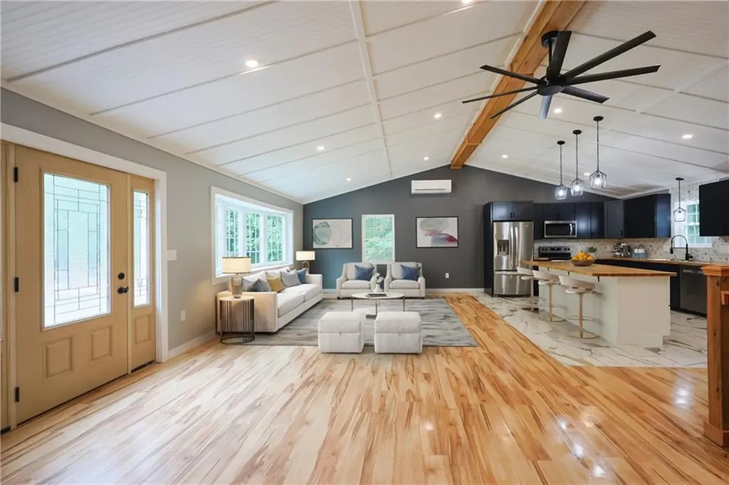 154 Foster Center Road Foster RI 02825