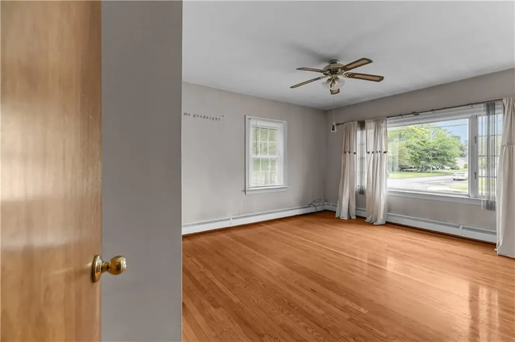 509 West Shore Road Warwick RI 02889