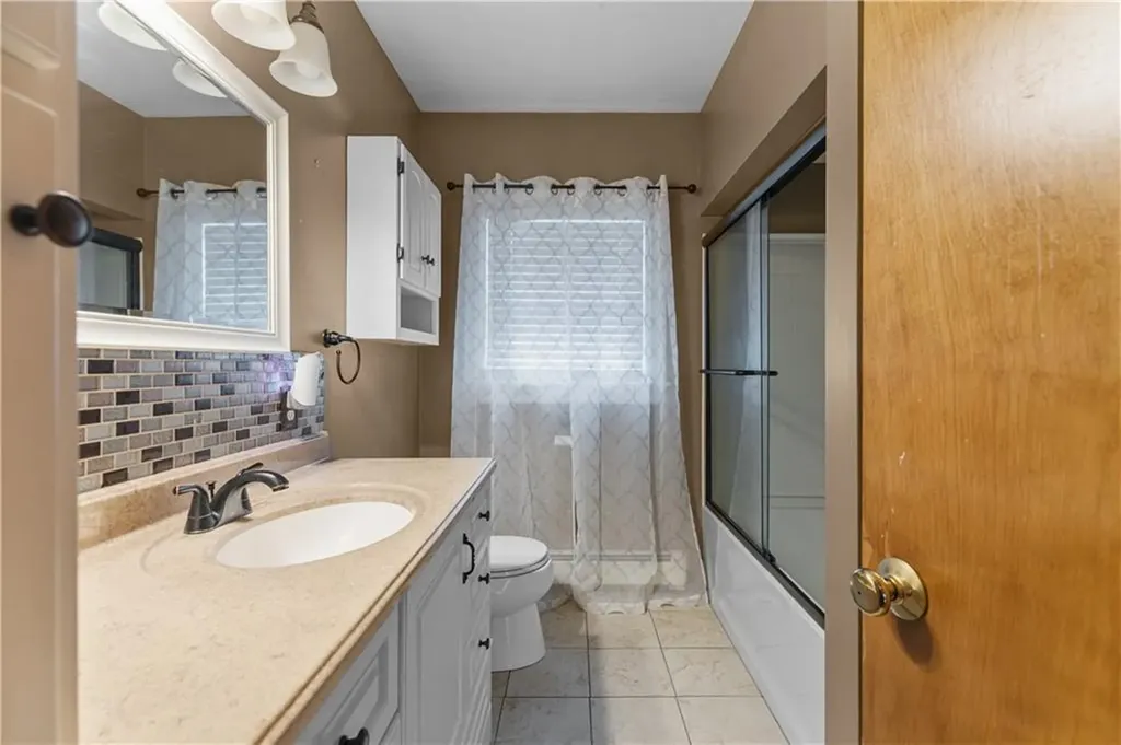 509 West Shore Road Warwick RI 02889