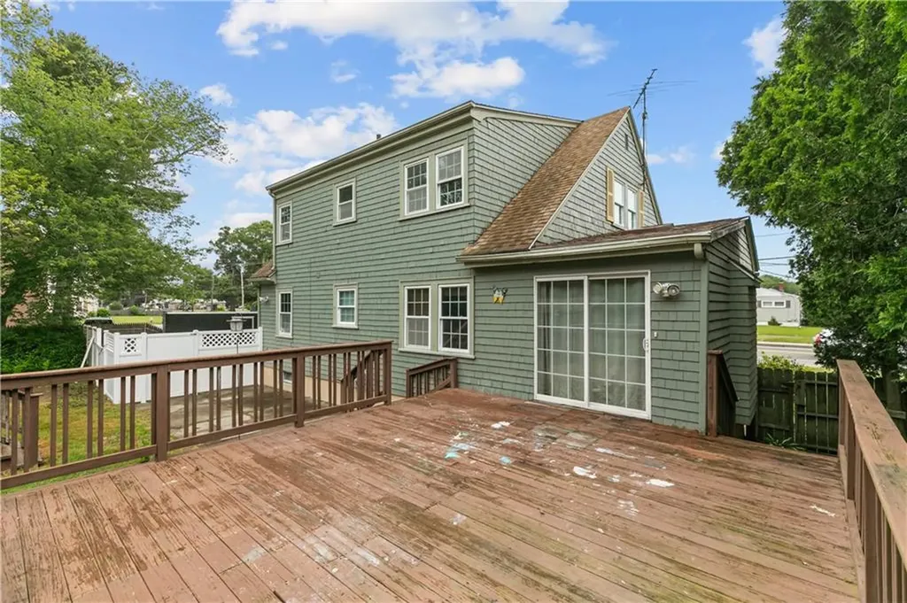 509 West Shore Road Warwick RI 02889