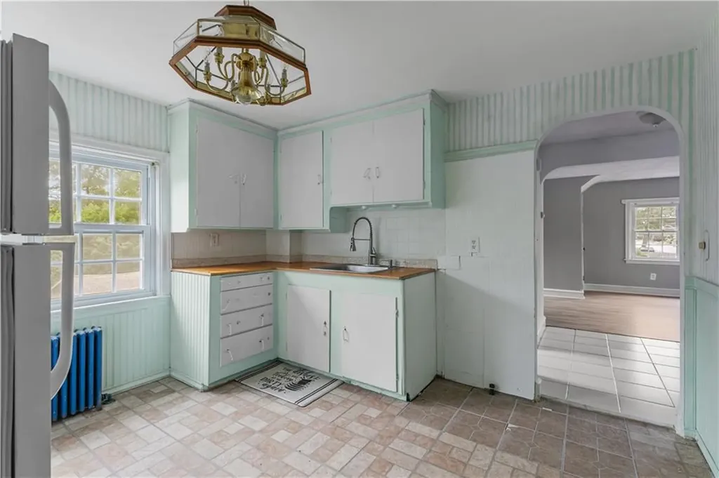 509 West Shore Road Warwick RI 02889