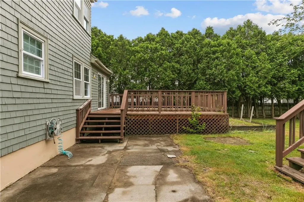 509 West Shore Road Warwick RI 02889