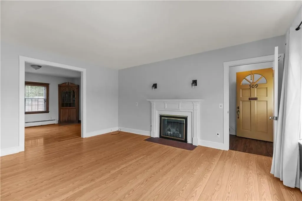 509 West Shore Road Warwick RI 02889