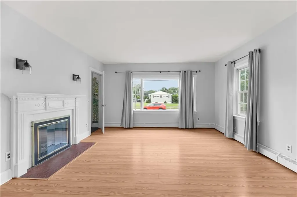 509 West Shore Road Warwick RI 02889