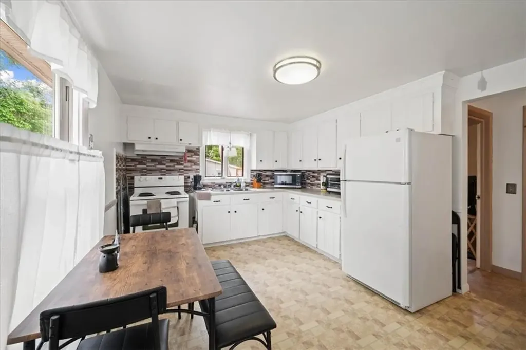 30 Pond Street West Warwick RI 02893