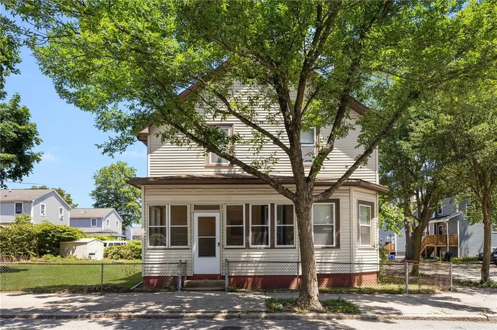 29 Ashton Street Providence RI 02904