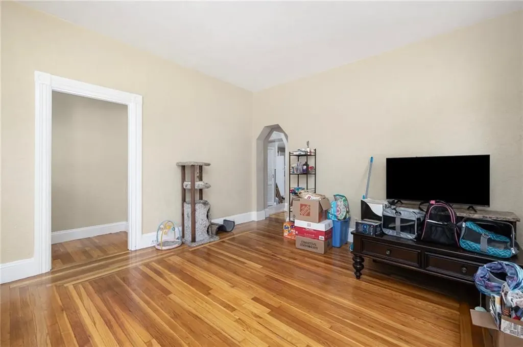 29 Ashton Street Providence RI 02904