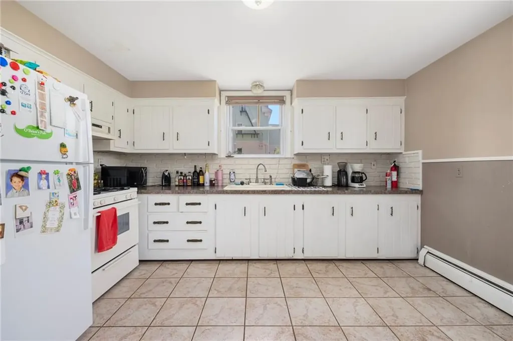 29 Ashton Street Providence RI 02904