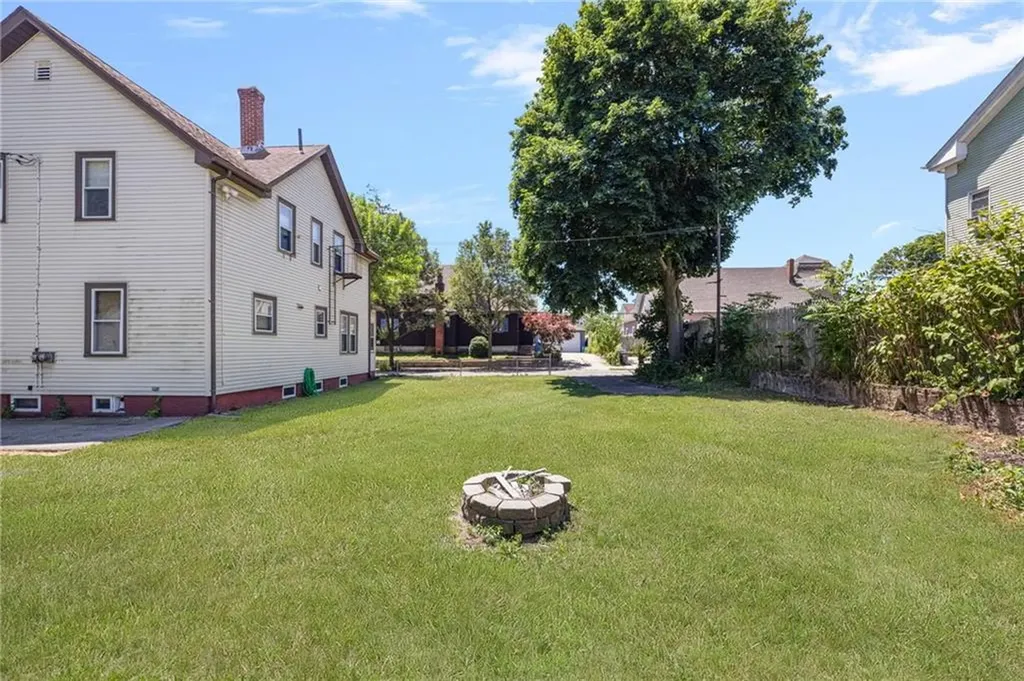 29 Ashton Street Providence RI 02904