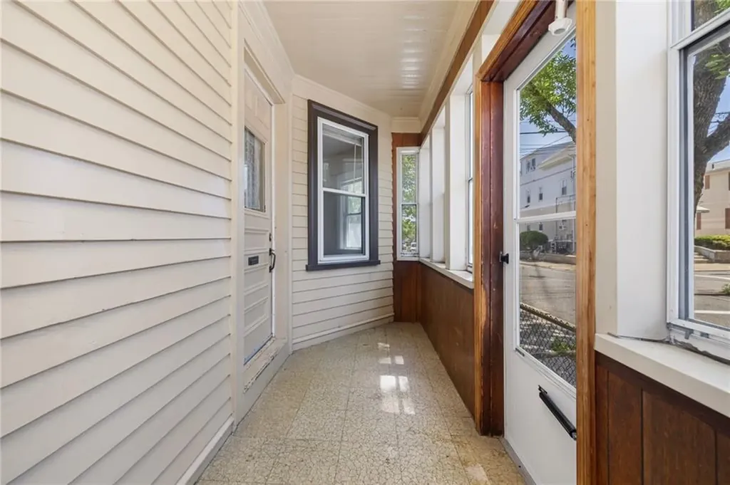 29 Ashton Street Providence RI 02904