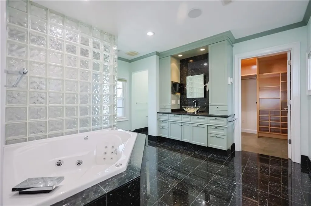 181 Janice Road Warwick RI 02886