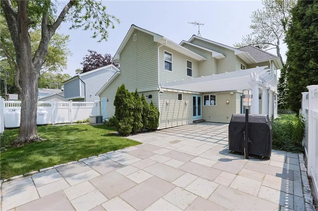 181 Janice Road Warwick RI 02886