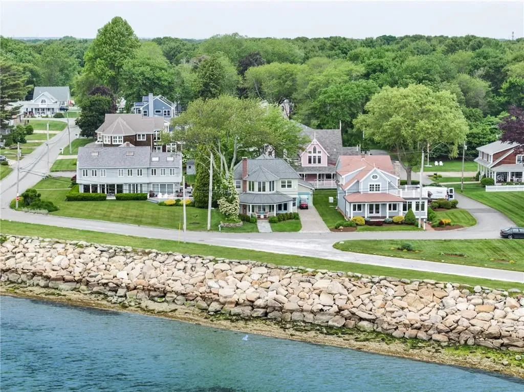 181 Janice Road Warwick RI 02886