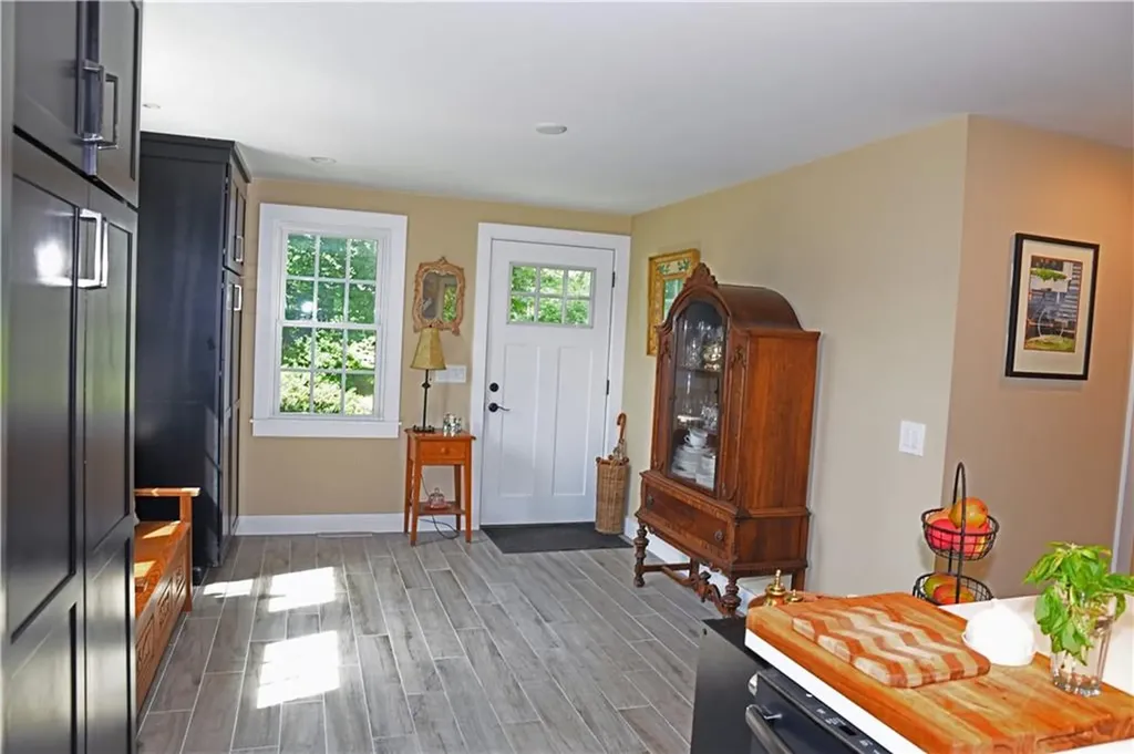 2352 Matunuck Schoolhouse Road Charlestown RI 02813