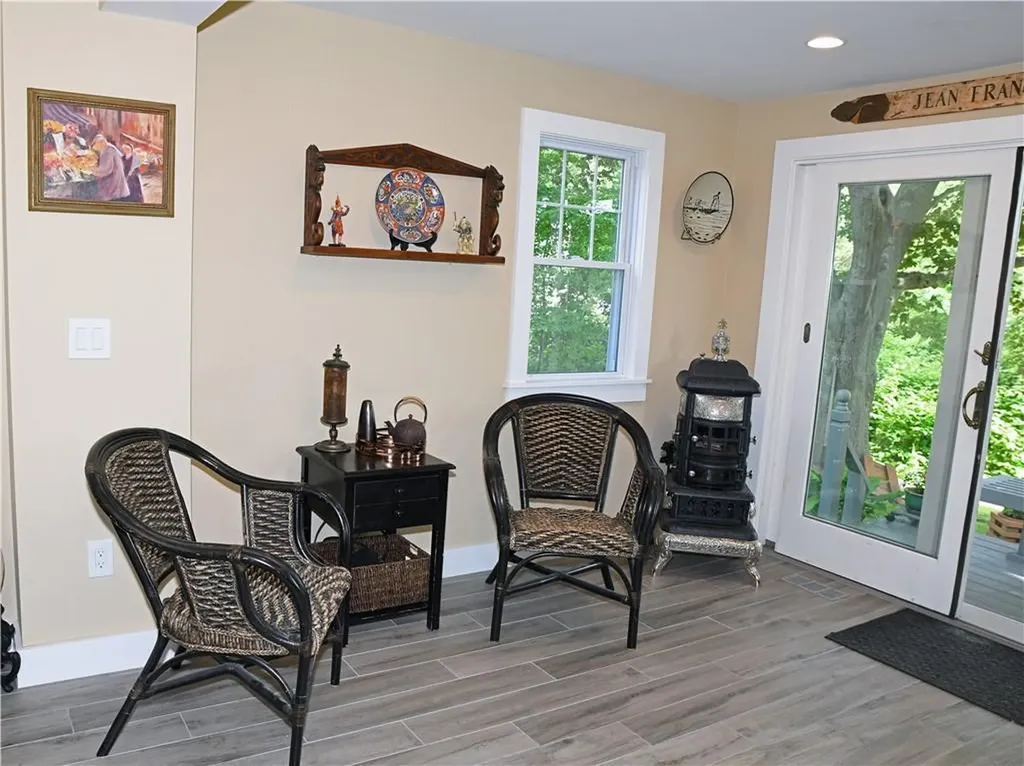 2352 Matunuck Schoolhouse Road Charlestown RI 02813