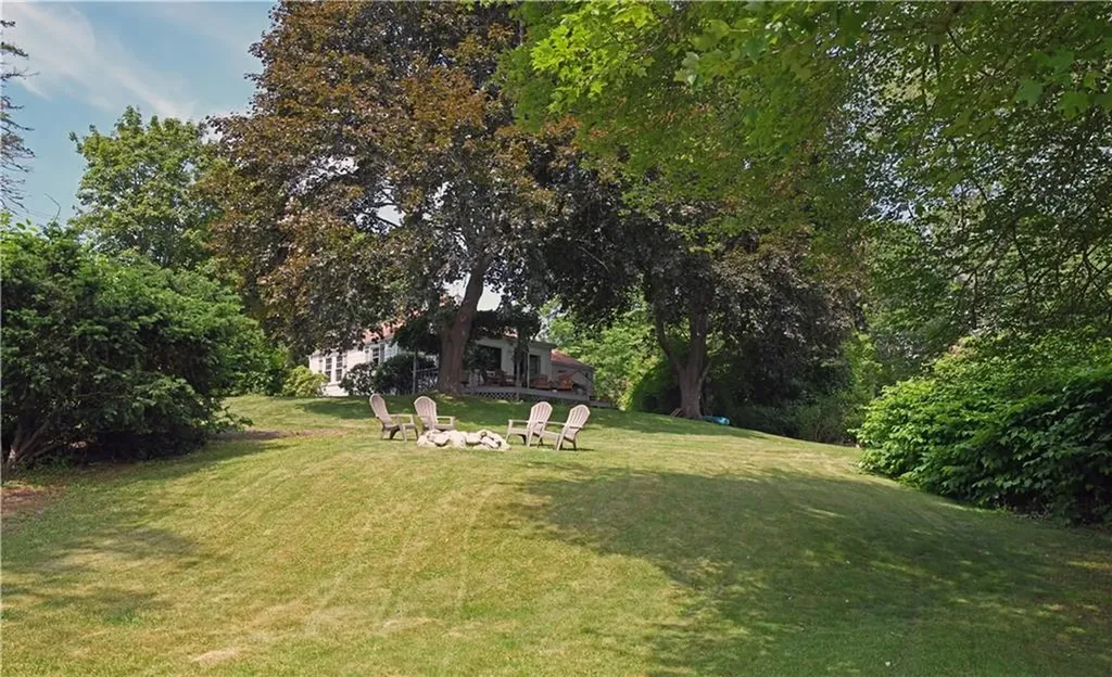 2352 Matunuck Schoolhouse Road Charlestown RI 02813