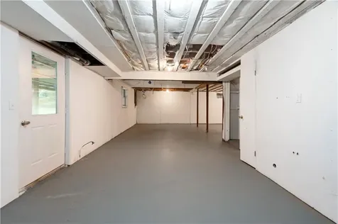 253 Biscuit City Road Charlestown RI 02813