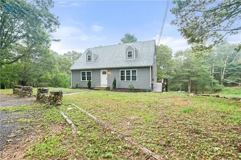 253 Biscuit City Road Charlestown RI 02813