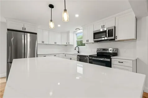 253 Biscuit City Road Charlestown RI 02813