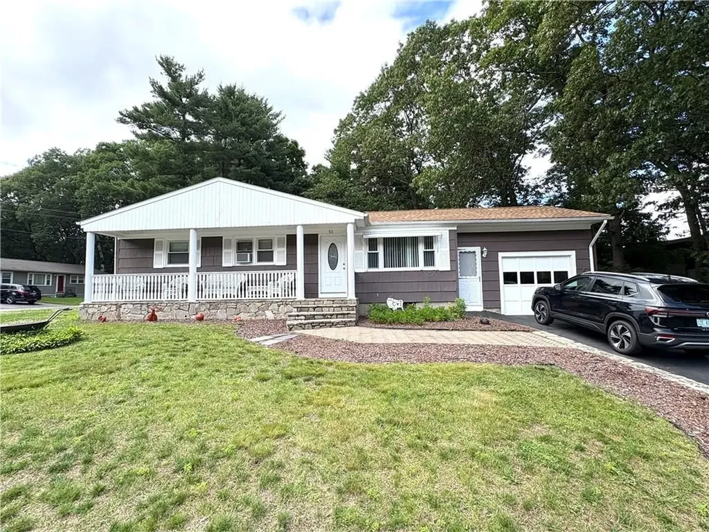 51 Old Carriage Road West Warwick RI 02893