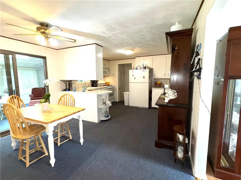 51 Old Carriage Road West Warwick RI 02893