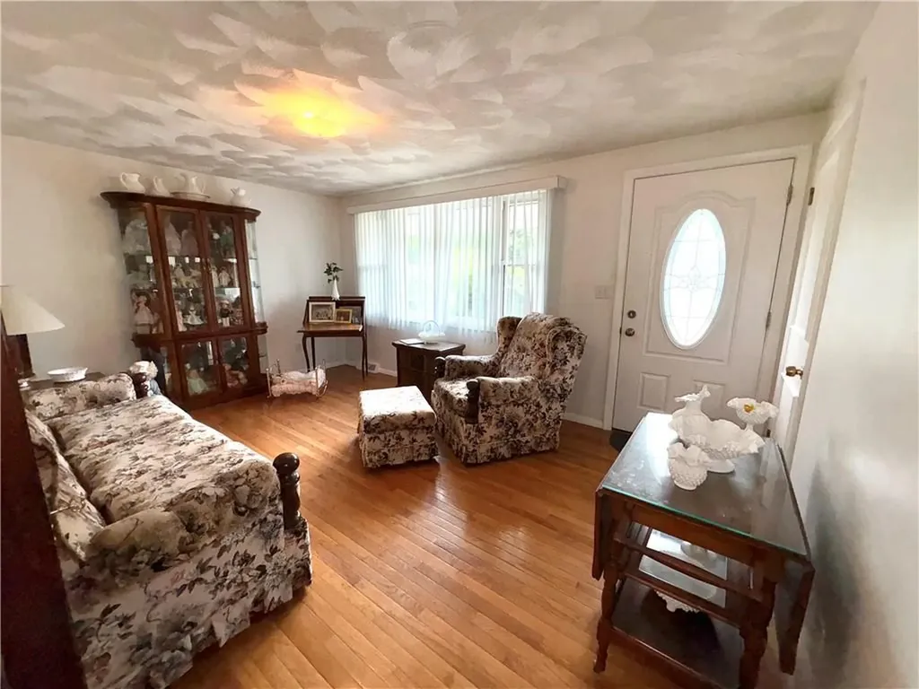 51 Old Carriage Road West Warwick RI 02893