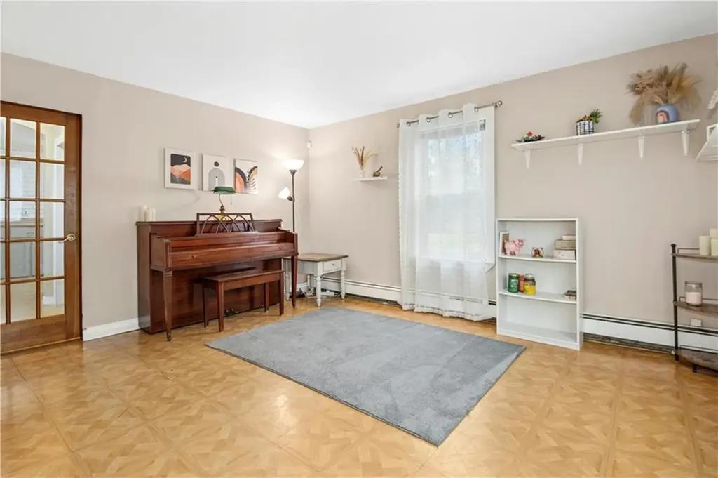 545 Victory Highway Burrillville RI 02839