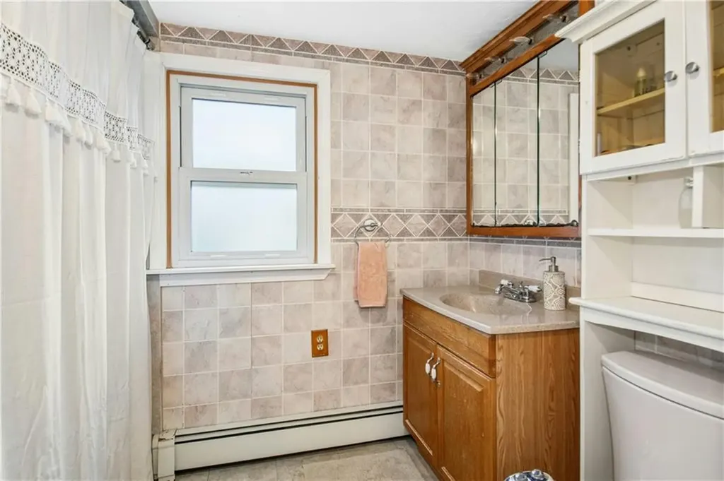 545 Victory Highway Burrillville RI 02839