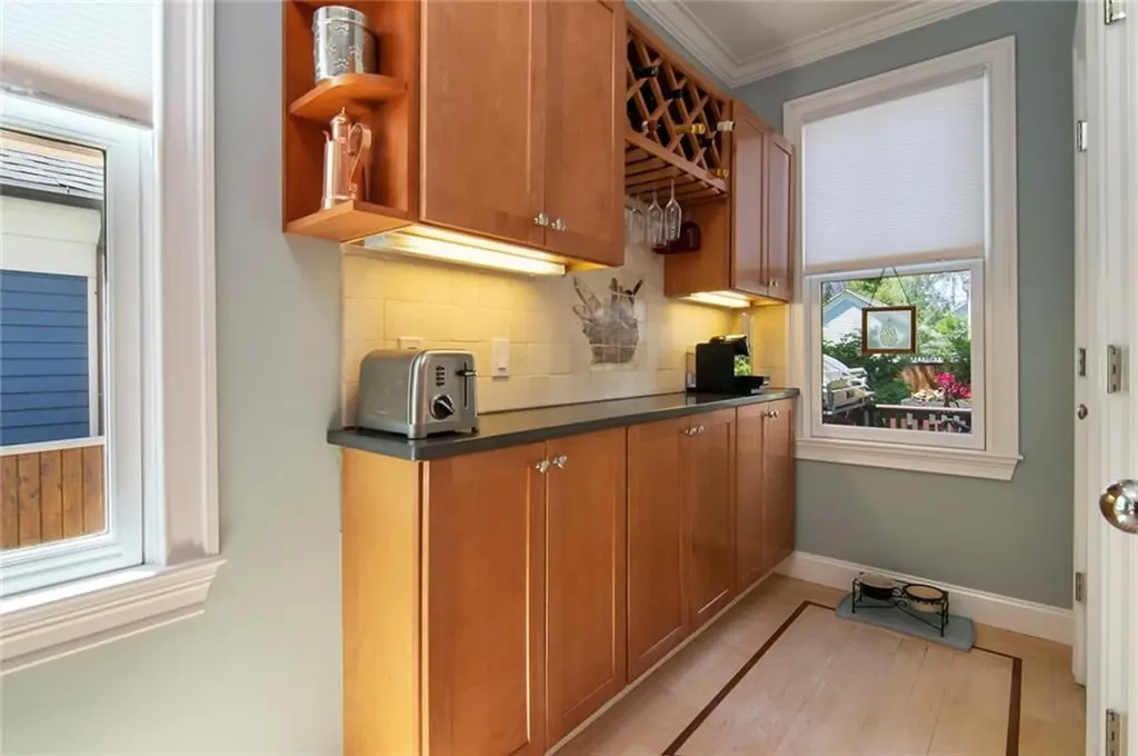 44 Third Street Newport RI 02840