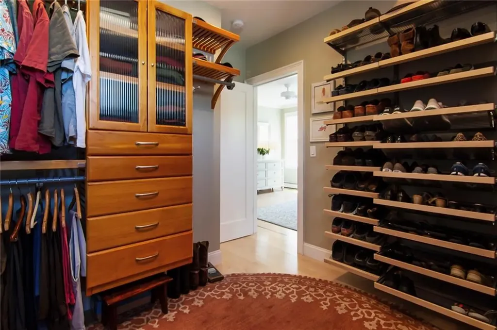 44 Third Street Newport RI 02840