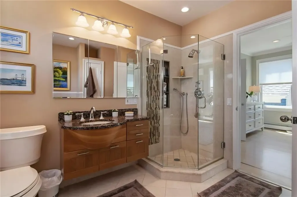 44 Third Street Newport RI 02840