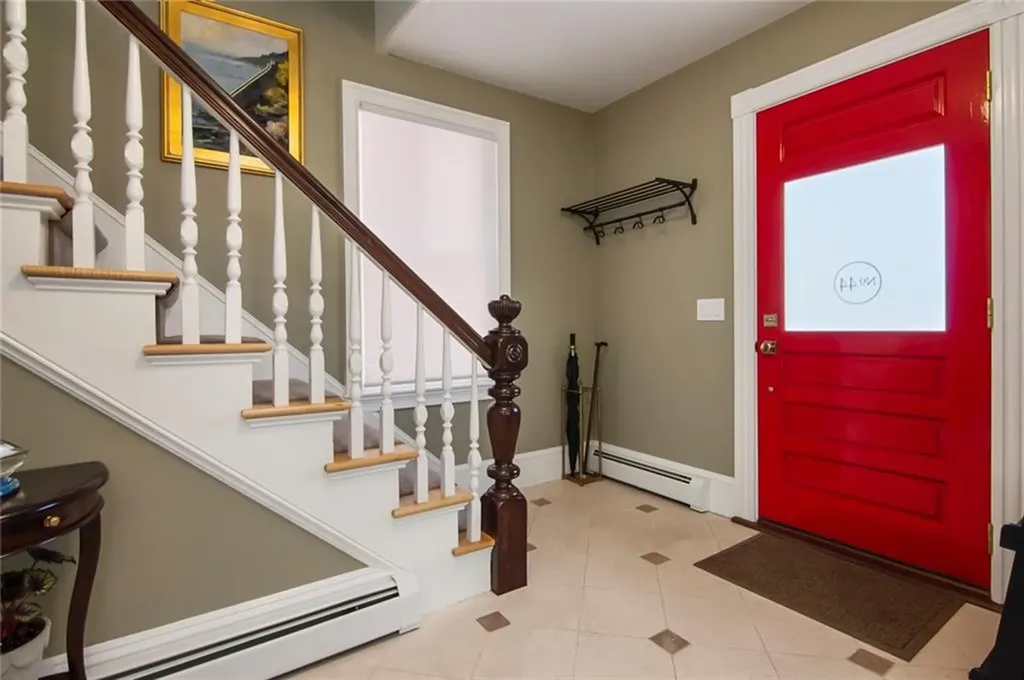 44 Third Street Newport RI 02840