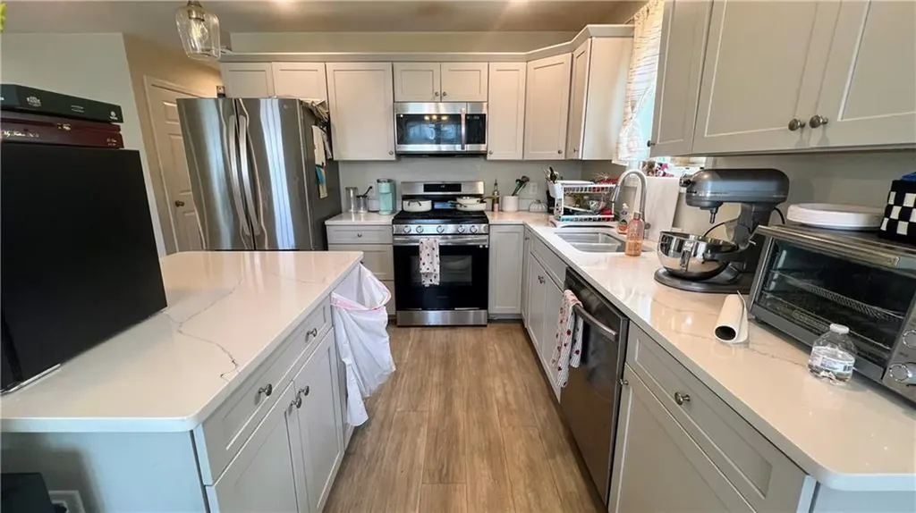20 Nellie Street Providence RI 02904