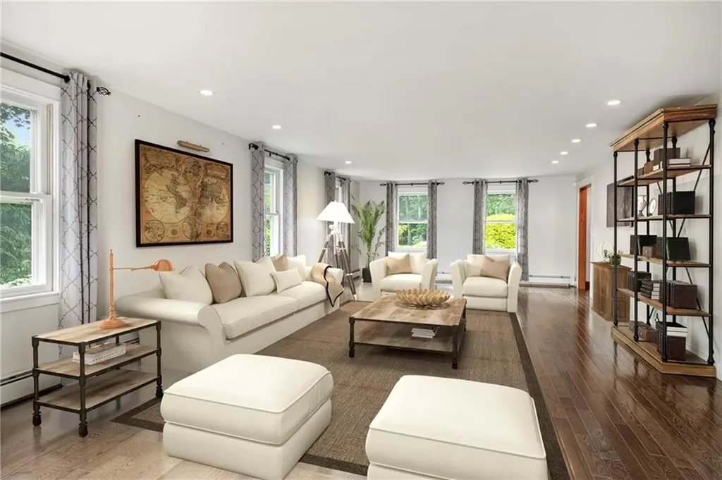69 Apple Tree Lane Warwick RI 02888