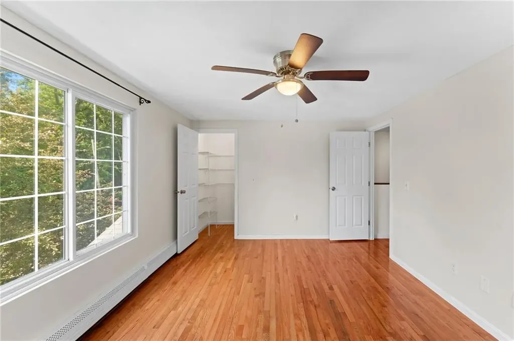 9 Eagle Run Warwick RI 02818