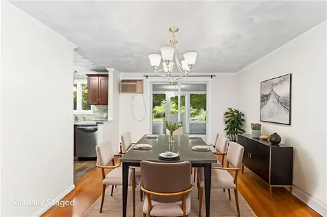 9 Eagle Run Warwick RI 02818