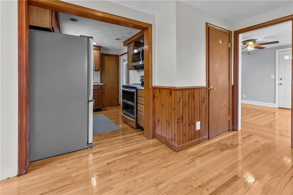 50 Earl Street West Warwick RI 02893