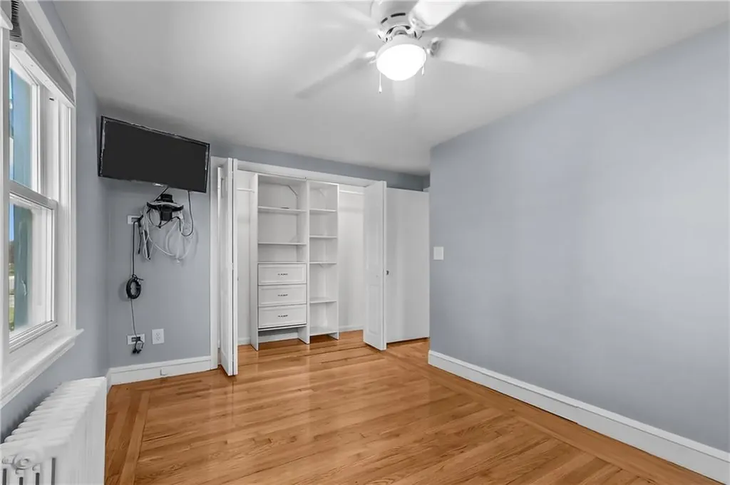 50 Earl Street West Warwick RI 02893
