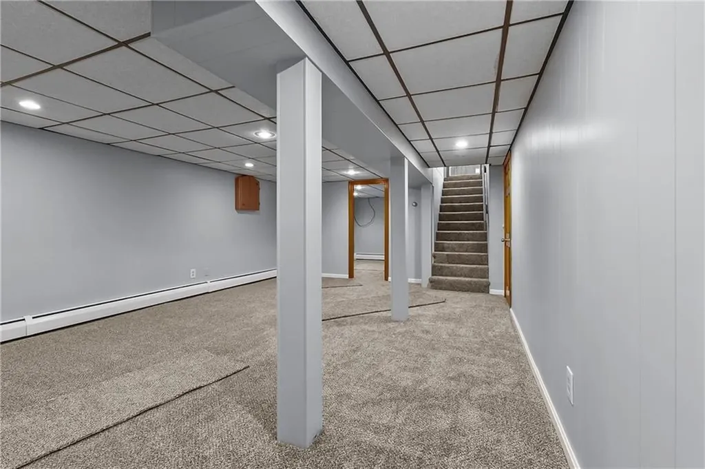 50 Earl Street West Warwick RI 02893