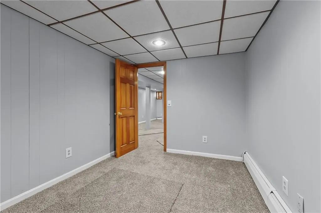 50 Earl Street West Warwick RI 02893