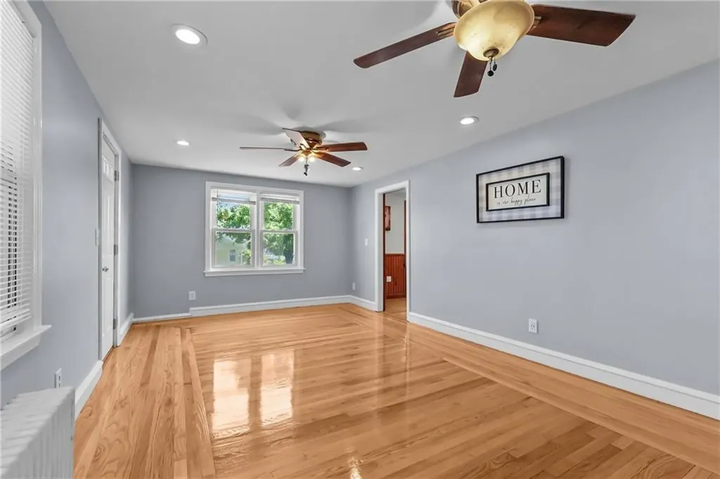 50 Earl Street West Warwick RI 02893