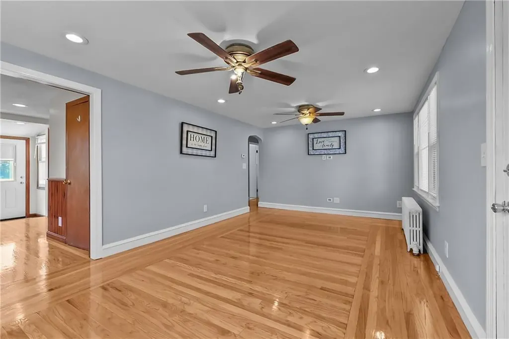 50 Earl Street West Warwick RI 02893