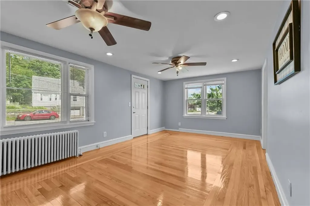 50 Earl Street West Warwick RI 02893