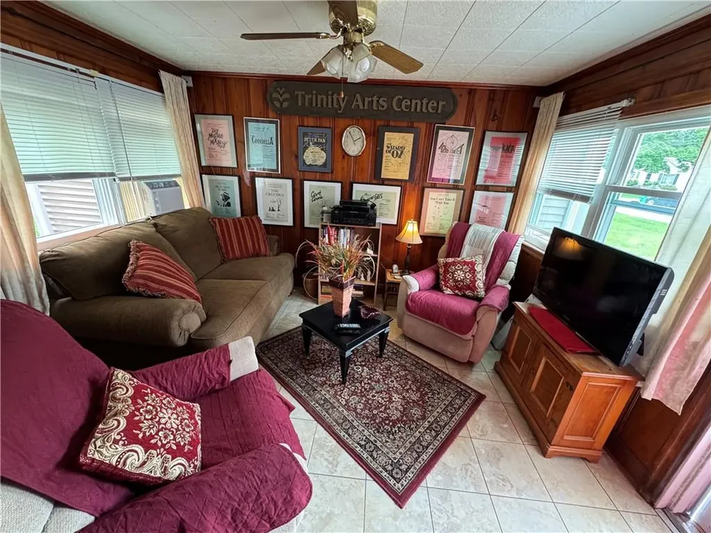111 Missouri Drive Warwick RI 02886