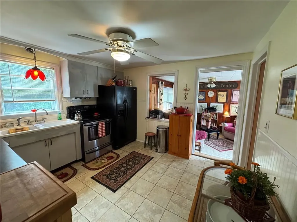111 Missouri Drive Warwick RI 02886