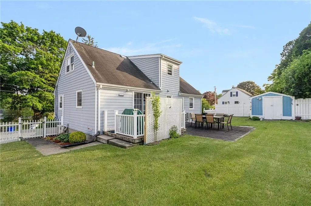 1 Adelaide Avenue Bristol RI 02809
