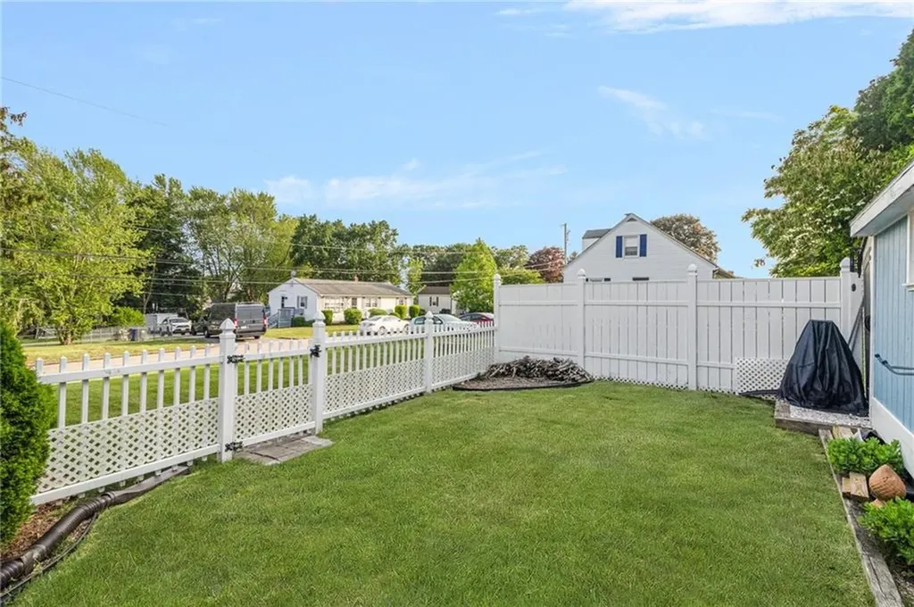 1 Adelaide Avenue Bristol RI 02809