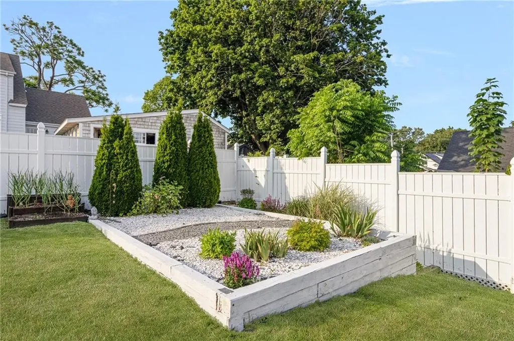 1 Adelaide Avenue Bristol RI 02809