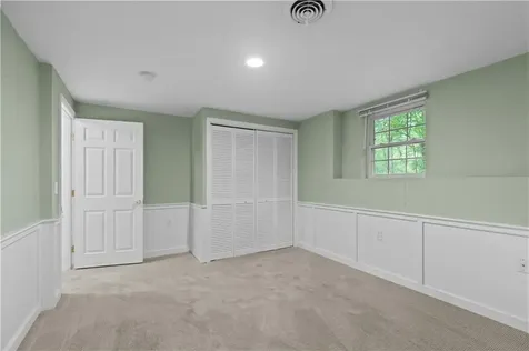 48 Fieldstone Lane North Kingstown RI 02874