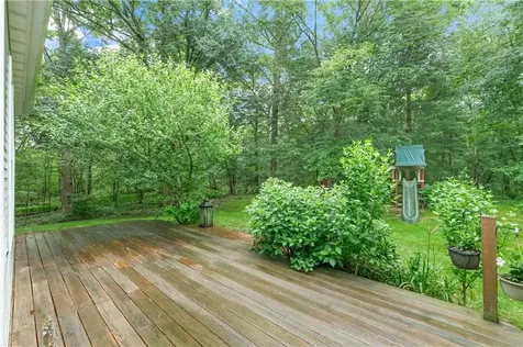 48 Fieldstone Lane North Kingstown RI 02874